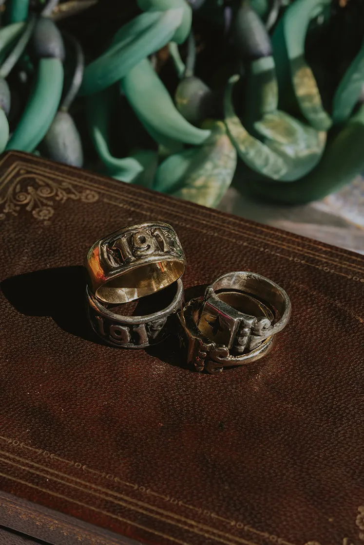 1918 Buried Treasure Ring