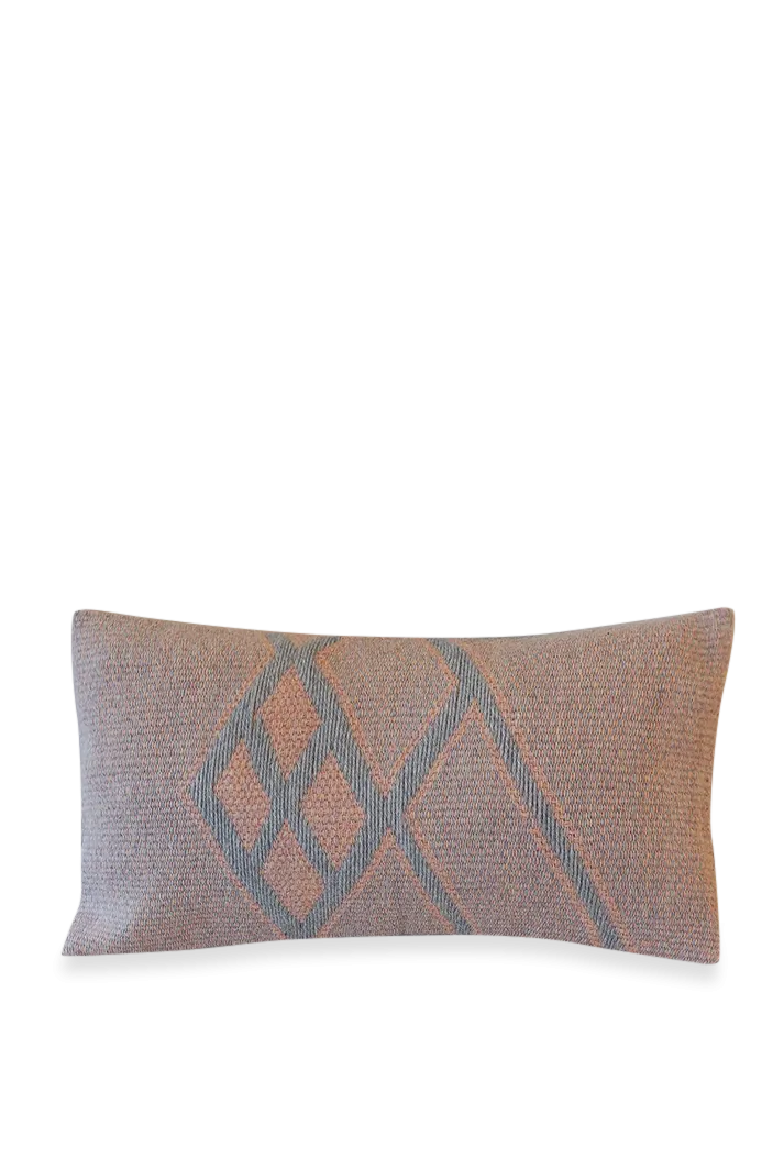 Che Lumbar Pillow in Rose